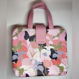 TAHARI Makeup bag / Travel Bag